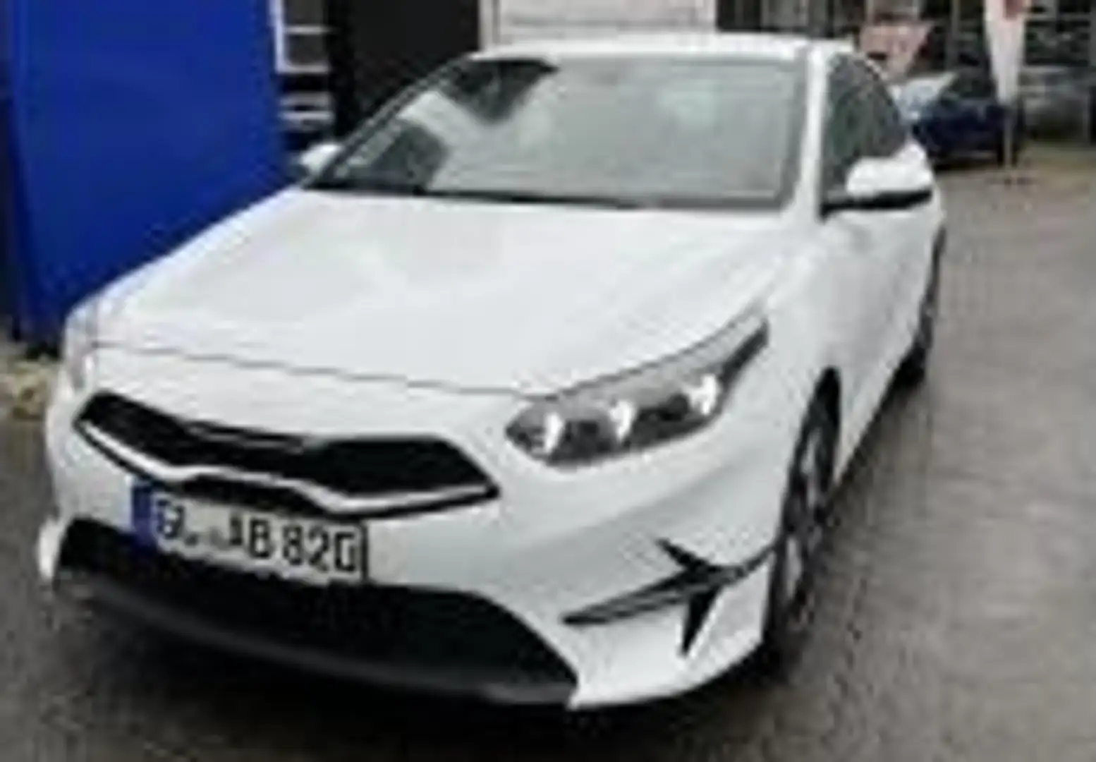 Kia Ceed / cee'd 1.5 T-GDI Spirit Weiß - 1