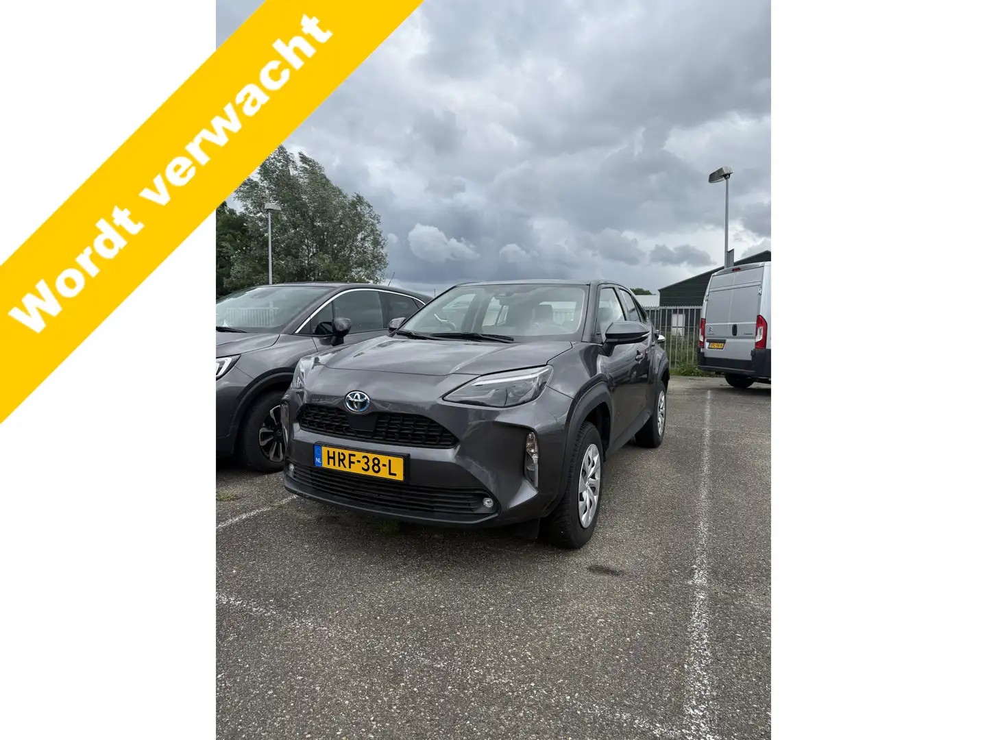Toyota Yaris Cross 1.5 Hybrid Active Apple Carplay l Automaat l Cruis Grijs - 1