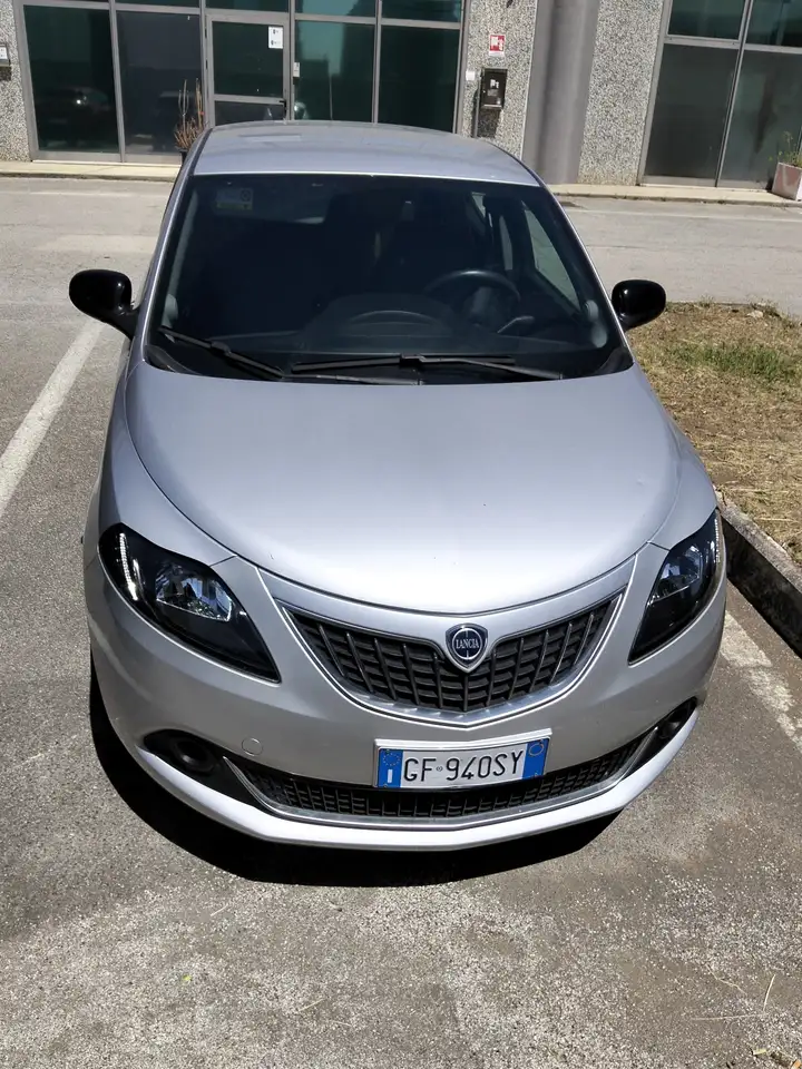 Lancia Ypsilon 2021