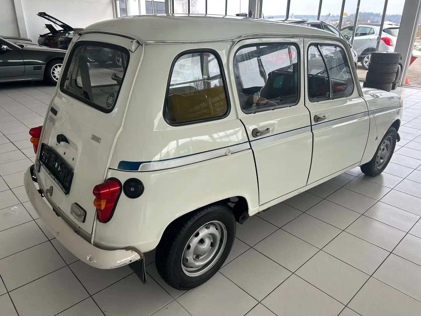 Renault R 4 Jogging Weiß - 2