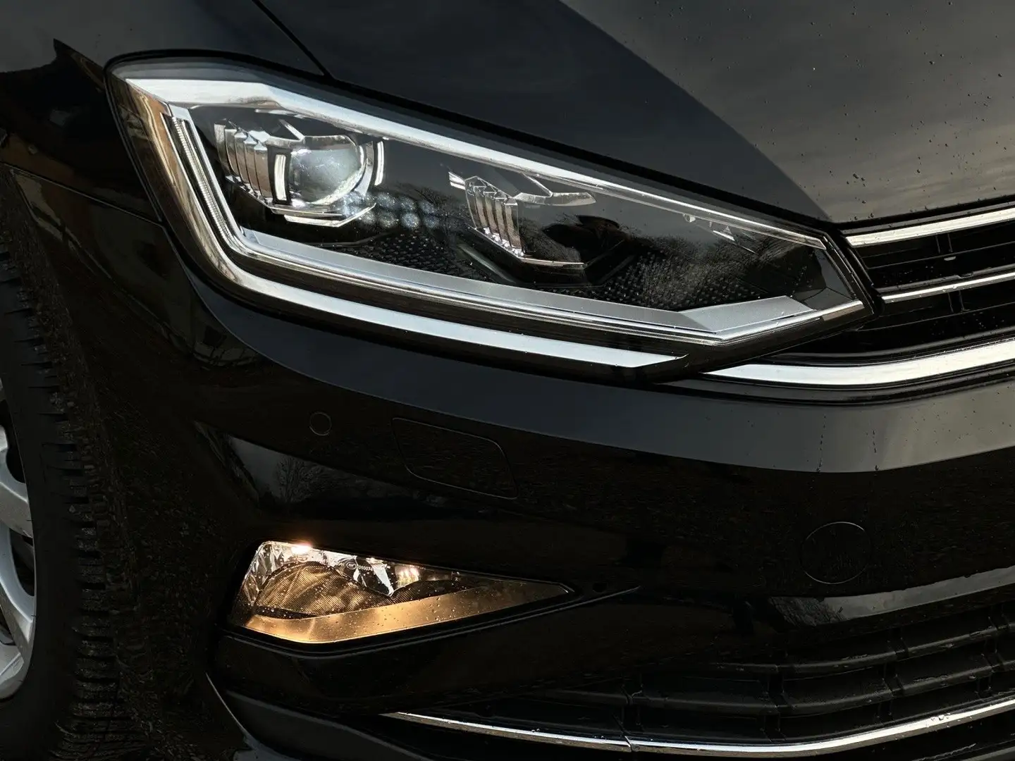 Volkswagen Golf Sportsvan 1.5TSI Highline DSG(LED-AHK-PANO) Noir - 2
