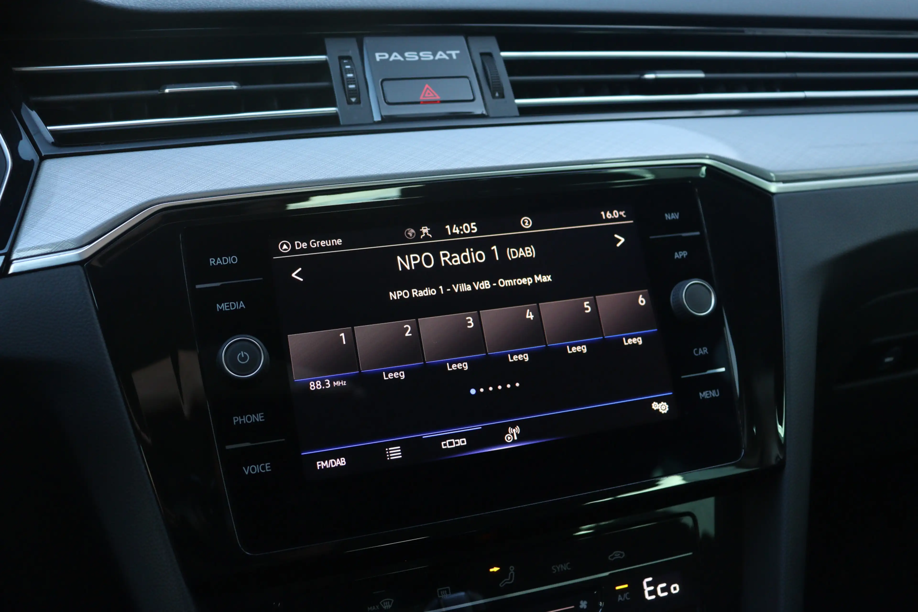 Volkswagen Passat Variant 1.4 TSI PHEV GTE Business | Matrix | Camera | ACC — photo 22