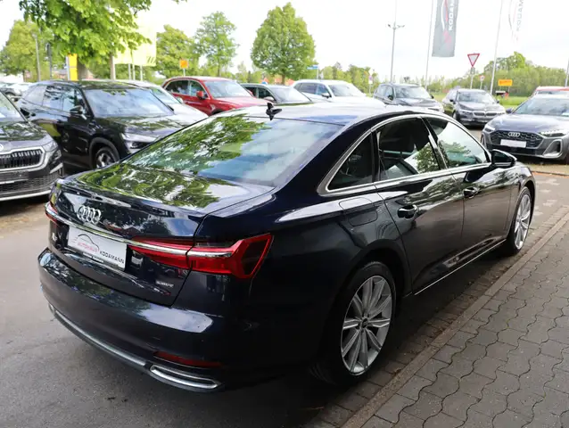 Audi A6 view 11