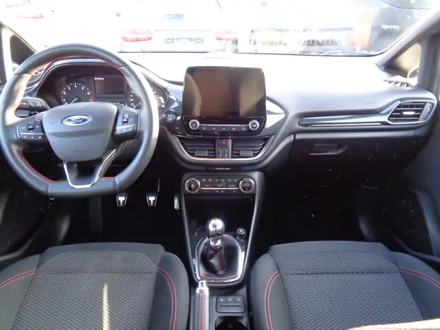 Ford Fiesta view 12