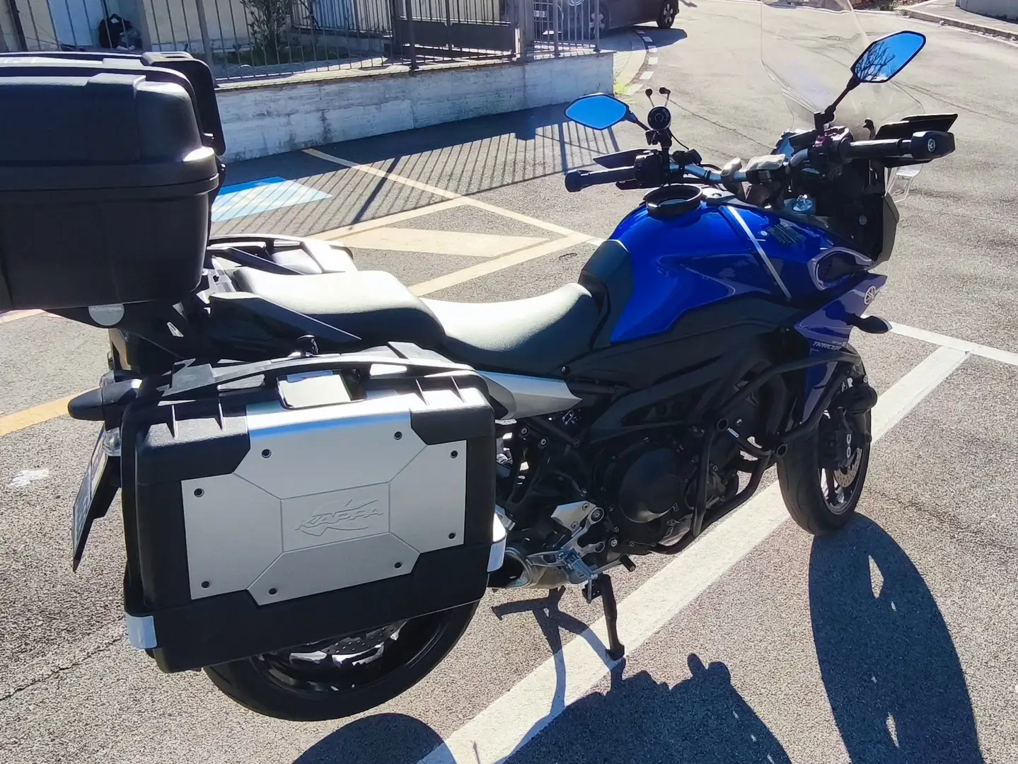 Yamaha Tracer 900 Azul - 2