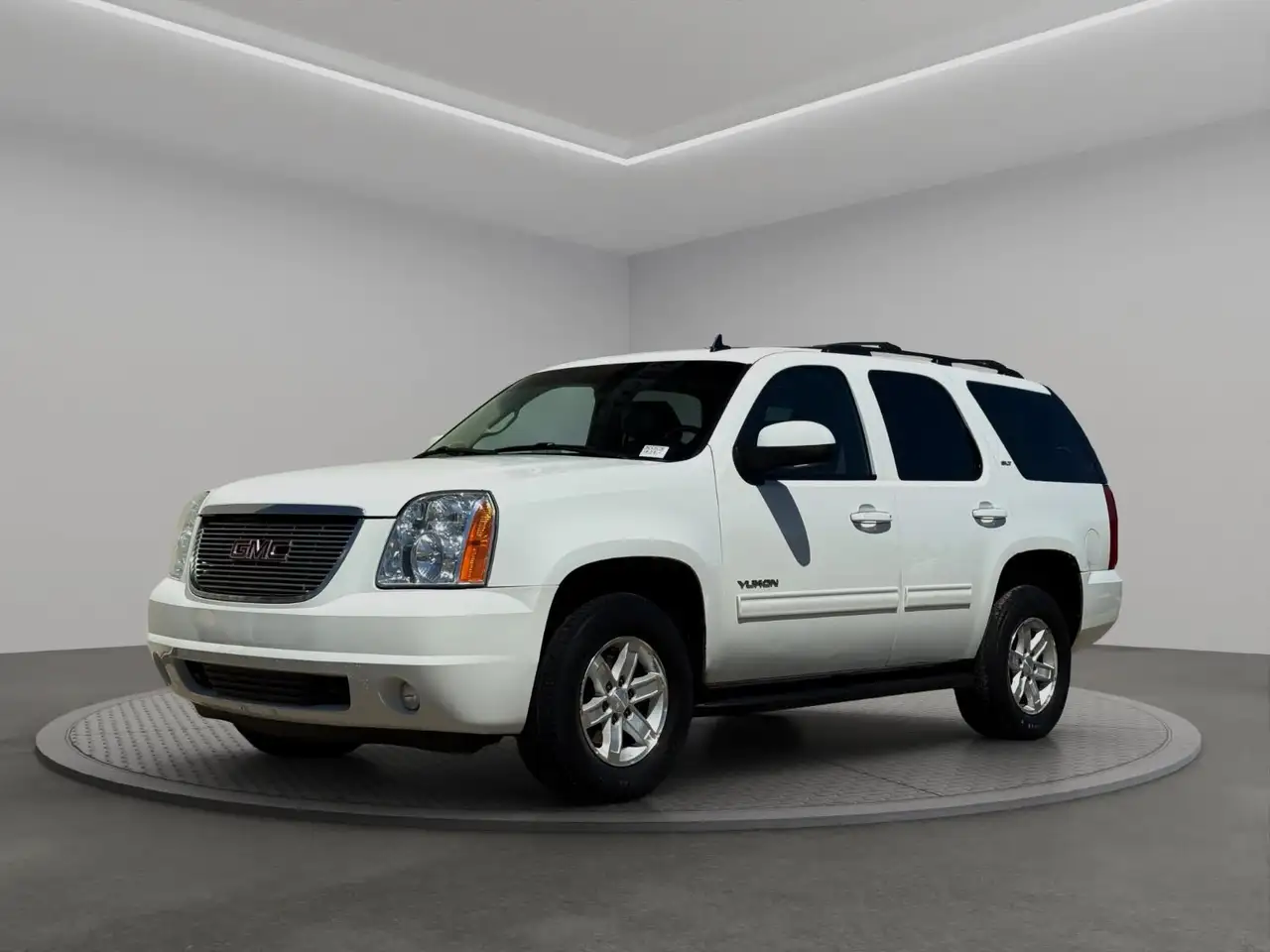 GMC Yukon снимка GMC Yukon