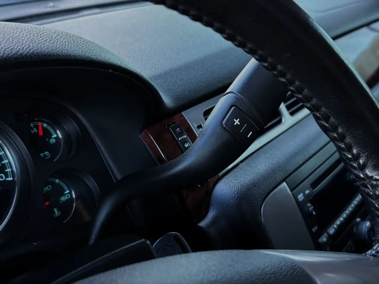 GMC Yukon снимка GMC Yukon