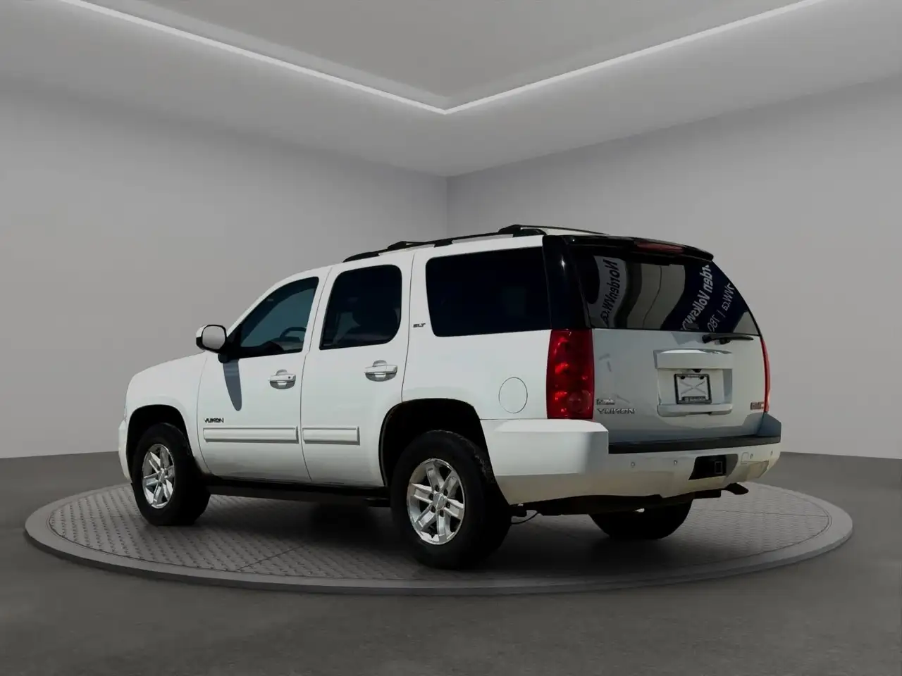GMC Yukon снимка GMC Yukon