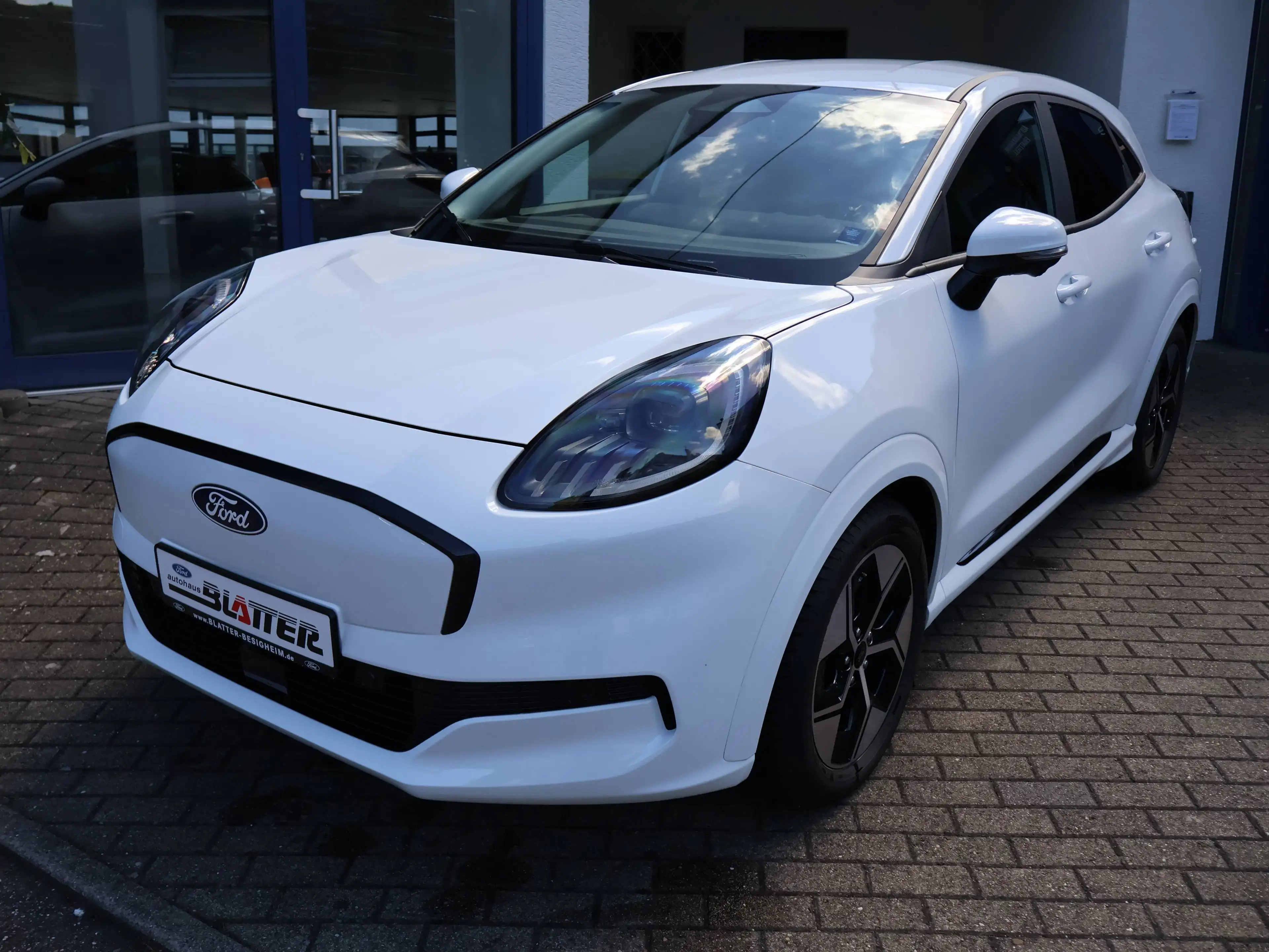 Ford Puma Gen-E 124 kW Premium FWD — photo 4