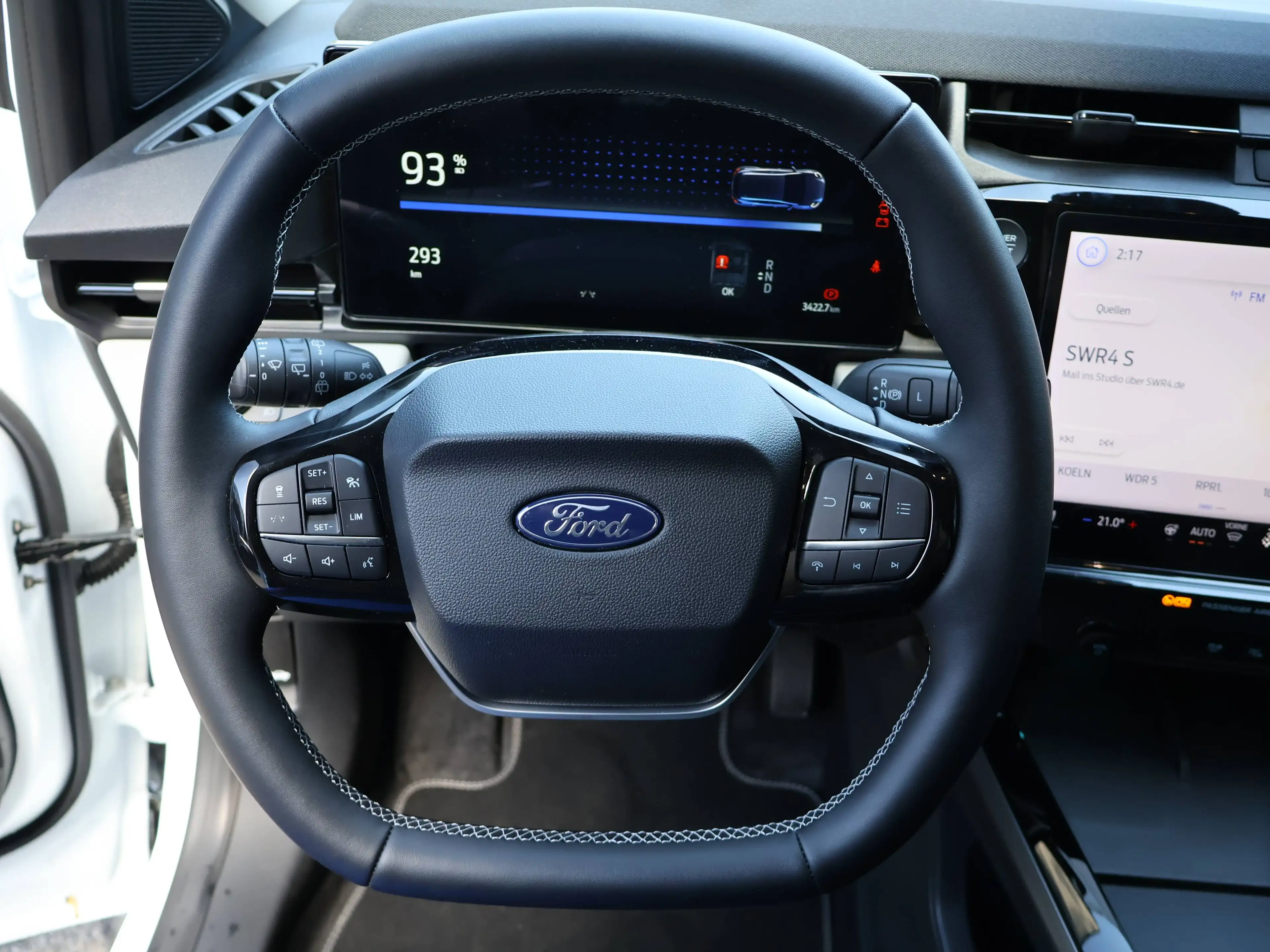 Ford Puma Gen-E 124 kW Premium FWD — photo 12