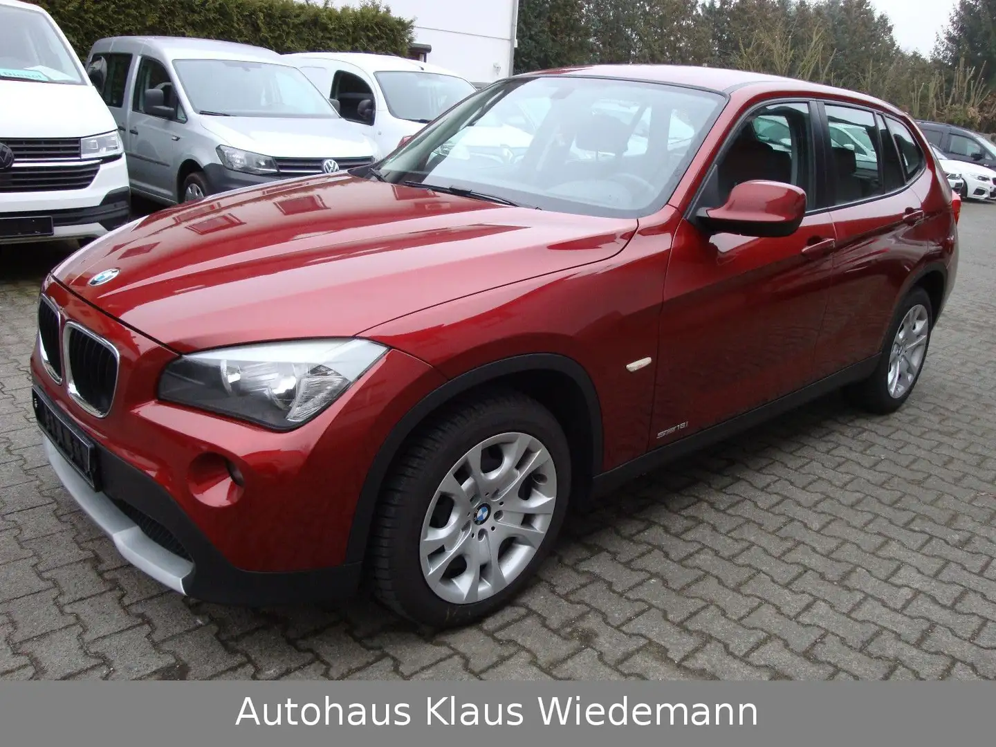 BMW X1 xDrive18i Aut.- 3.Hd./49 TKM Rot - 1