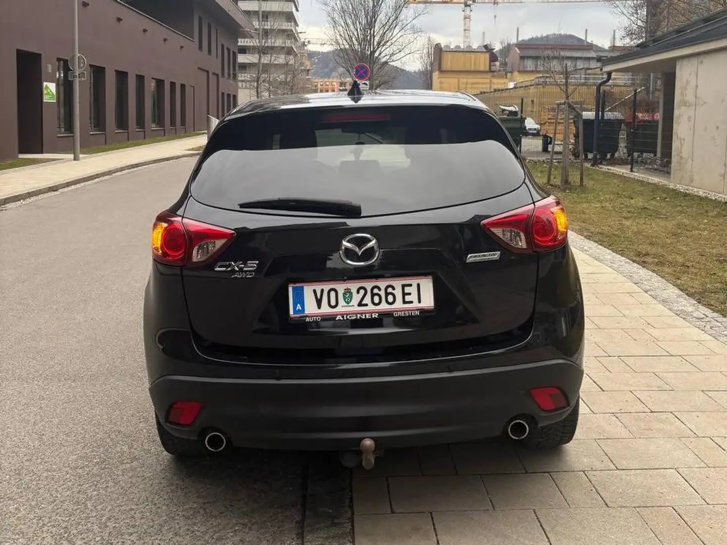 Mazda CX-5 CX-5 CD175 AWD Revolution Aut. Revolution Schwarz - 2