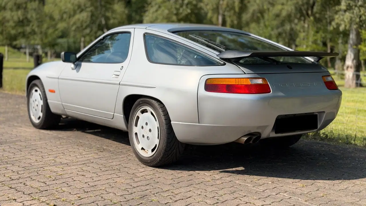 Porsche 928 S4, foto 11