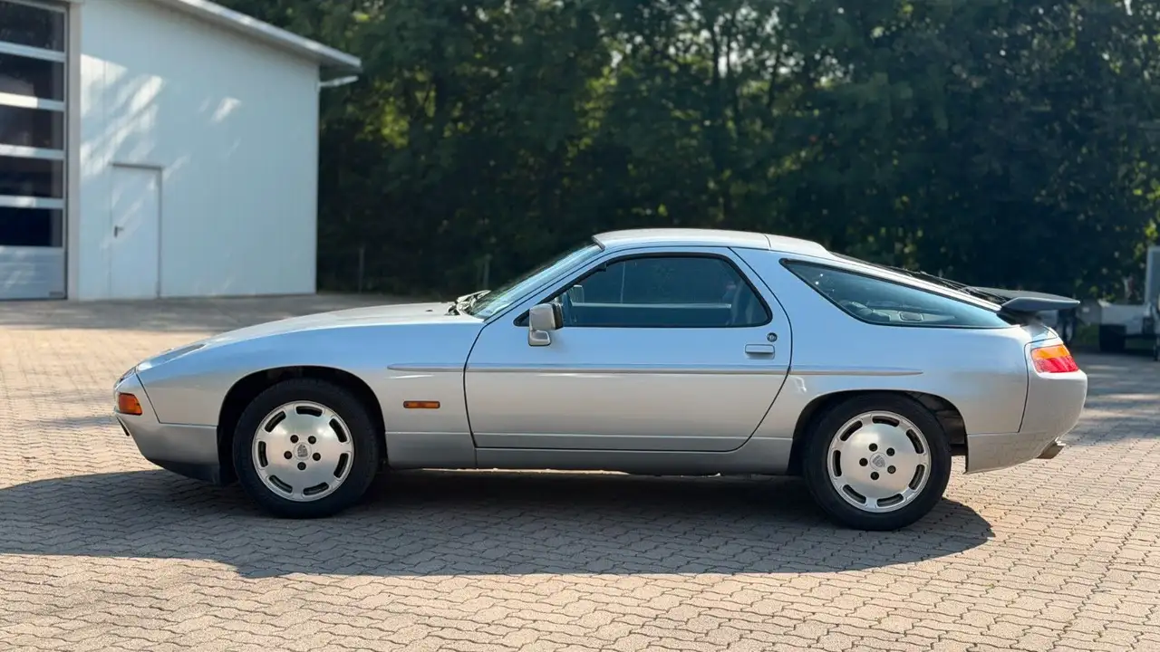 Porsche 928 S4, foto 12