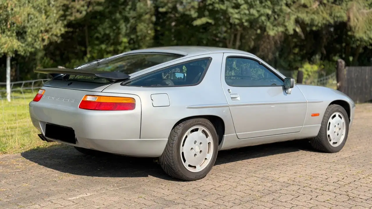 Porsche 928 S4, foto 7