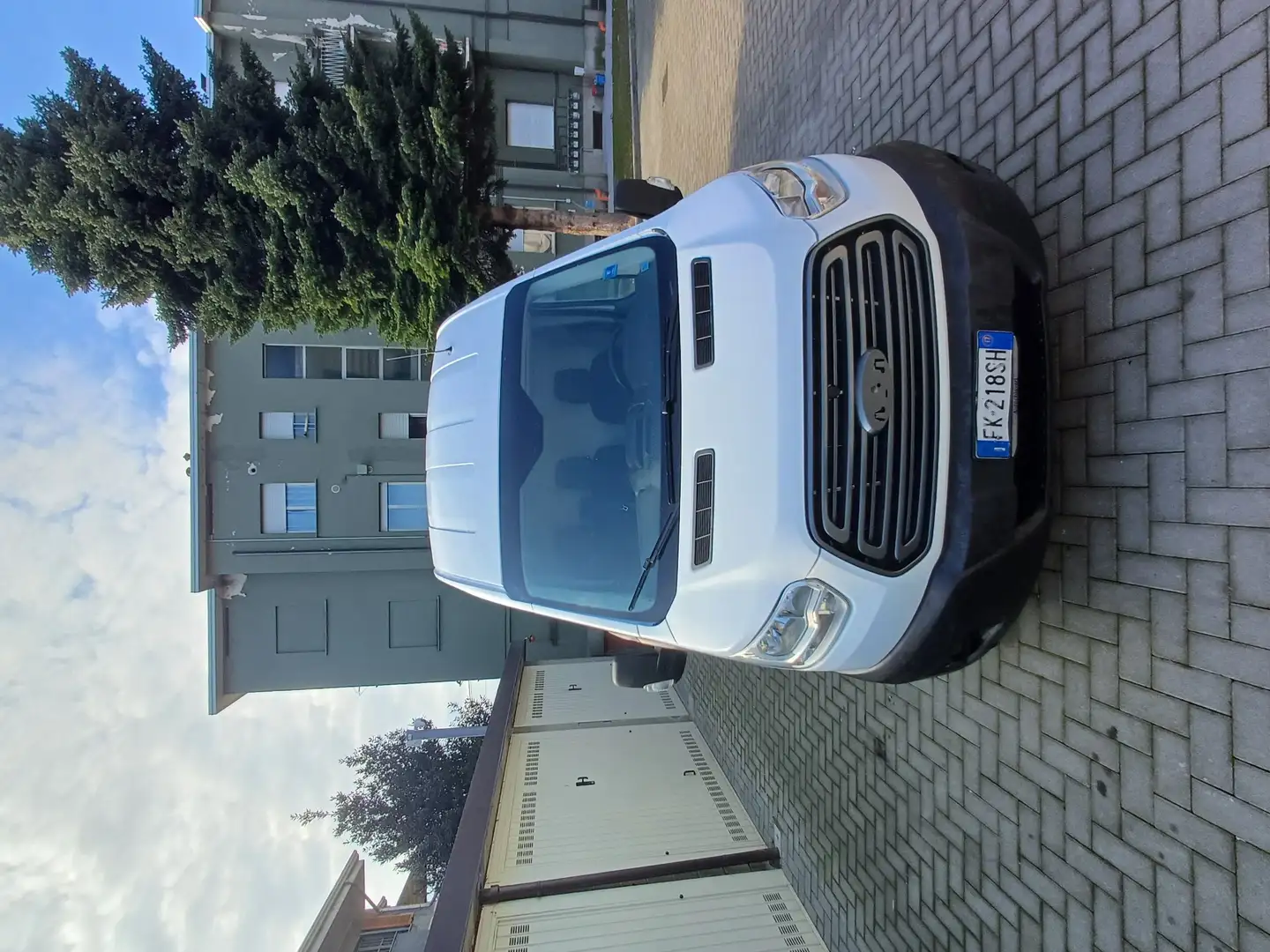 Ford E-Transit - 2