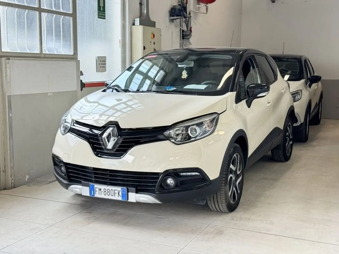 Renault Captur 1.5 dCi Intens (energy r-link) 90CV Bianco - 1