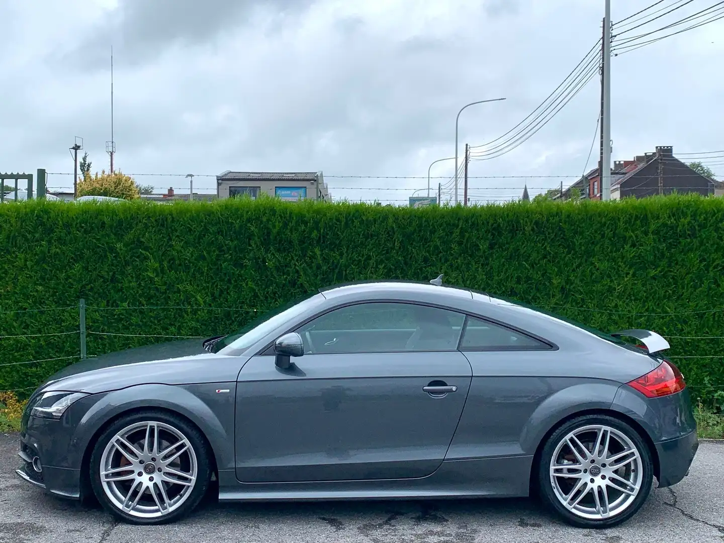 Audi TT Coupé 1.8 TFSI * Pack-Sport * S-LINE * 1 MAIN Grau - 2