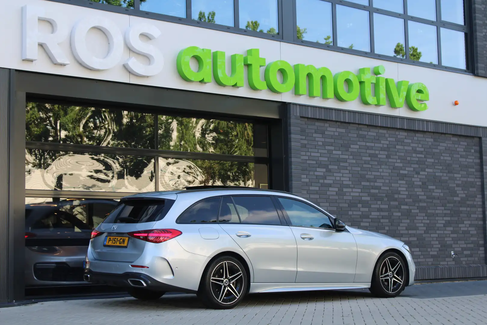 Mercedes-Benz C 200 Estate AMG Line | NAP | PANO | SFEER | AMG LINE | Grey - 2