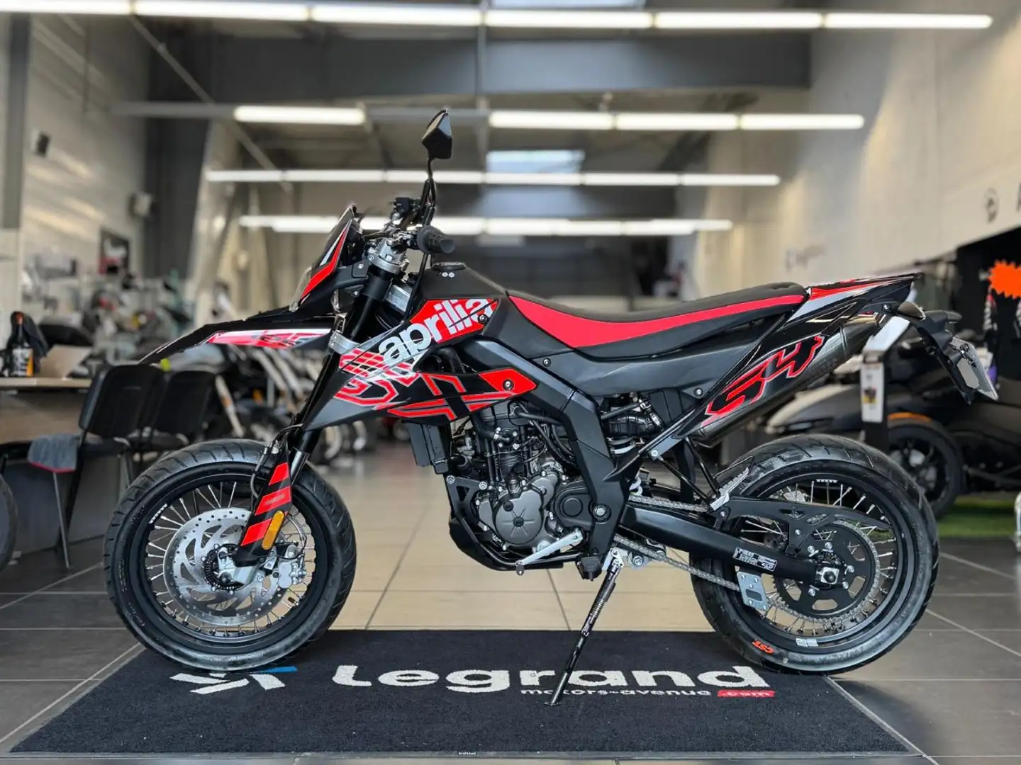 Aprilia SX 125 Noir - 2