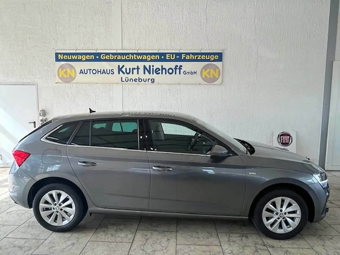 Skoda Scala Tour +Sitzheizung +Lenkradheizung Grau - 1