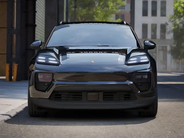 Porsche Macan view 5