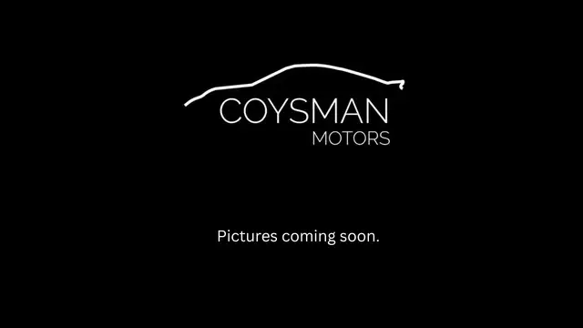 Porsche Macan view 12