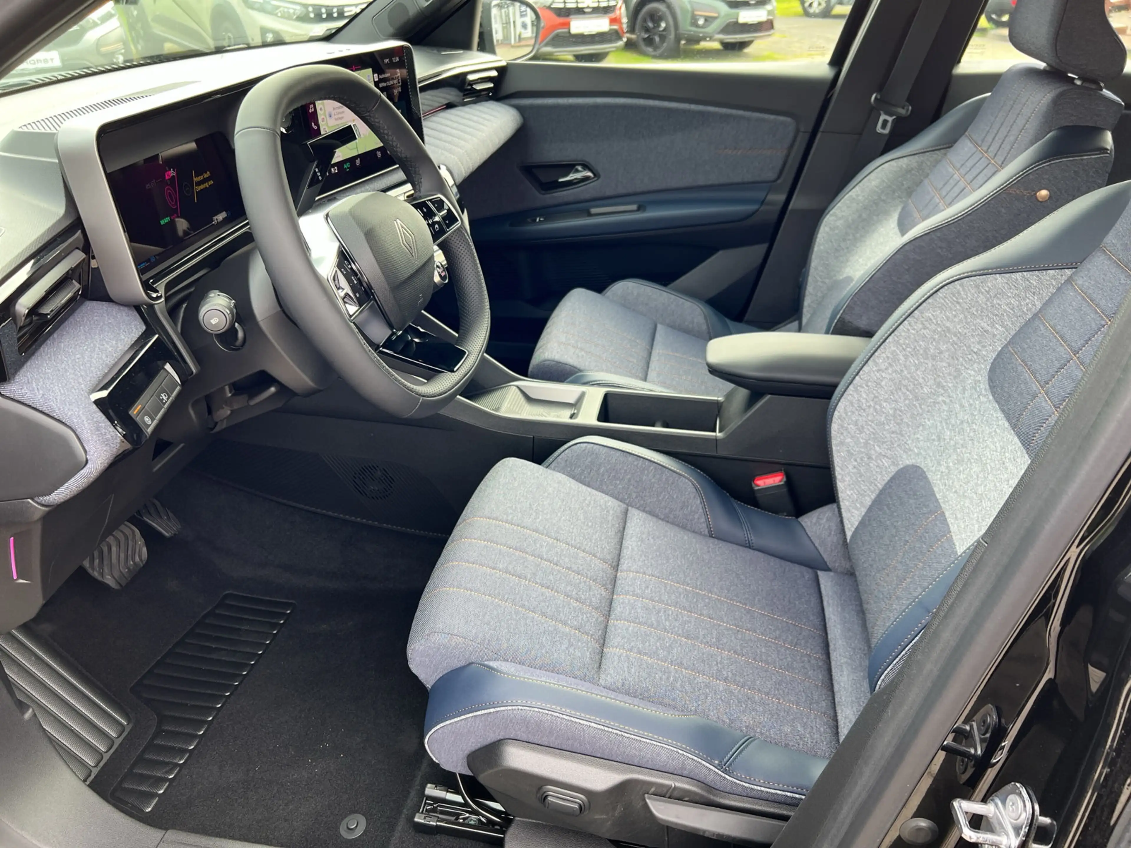 Renault R 4 E-Tech 150 Comfort Range Techno SHZ+LKHZ+RFK — photo 5
