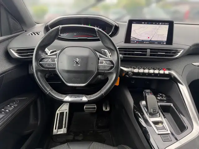 Peugeot 3008 view 9