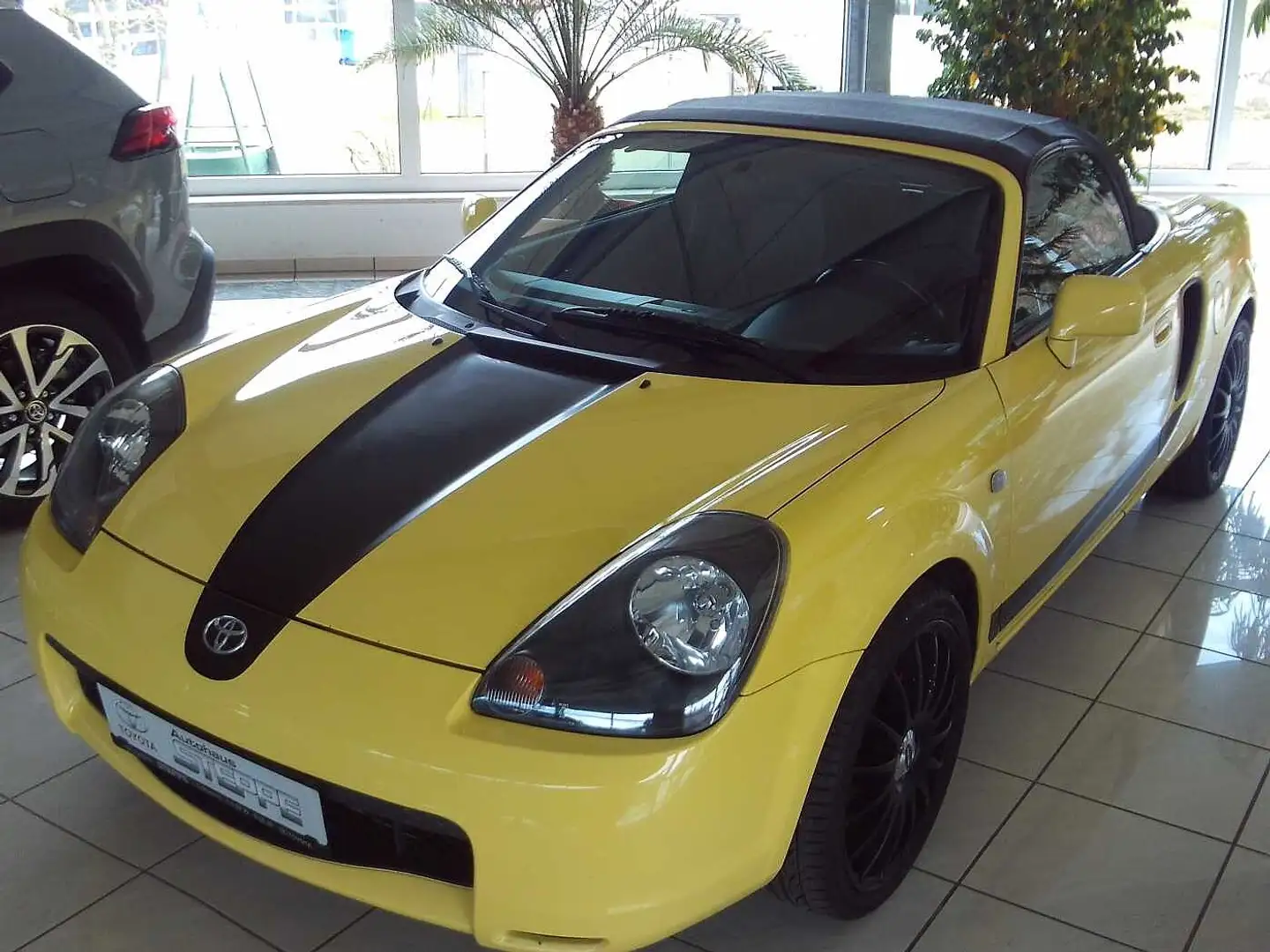 Toyota MR 2 Galben - 2