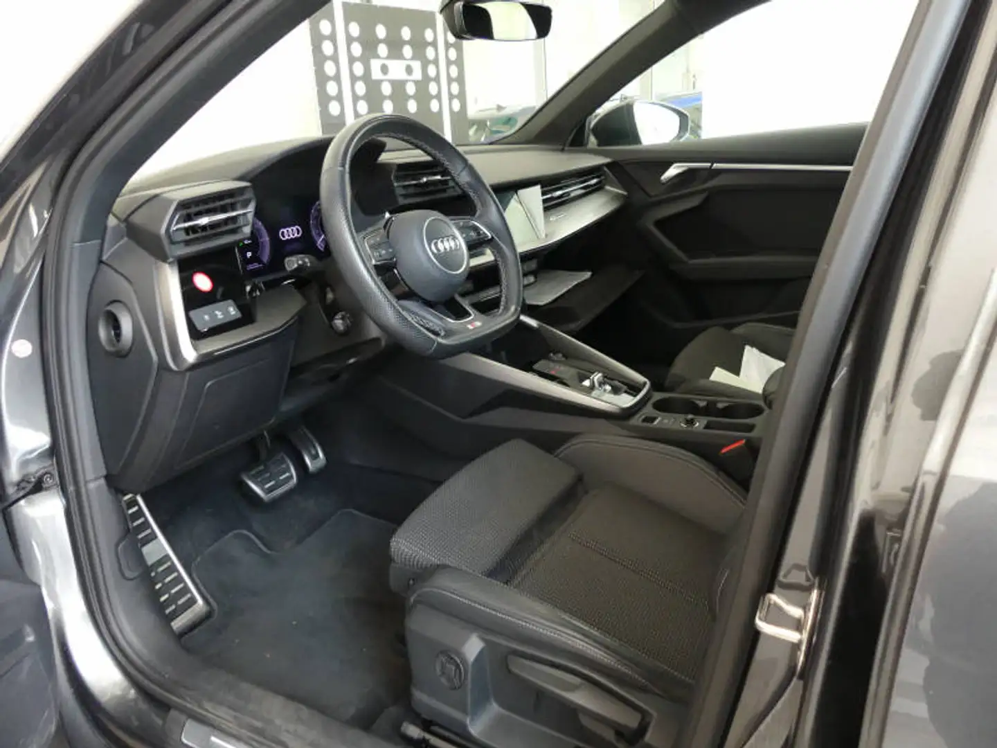 Audi A3 Sportback S line 45 TFSI e 180(245) kW(PS) S tr... Gris - 2
