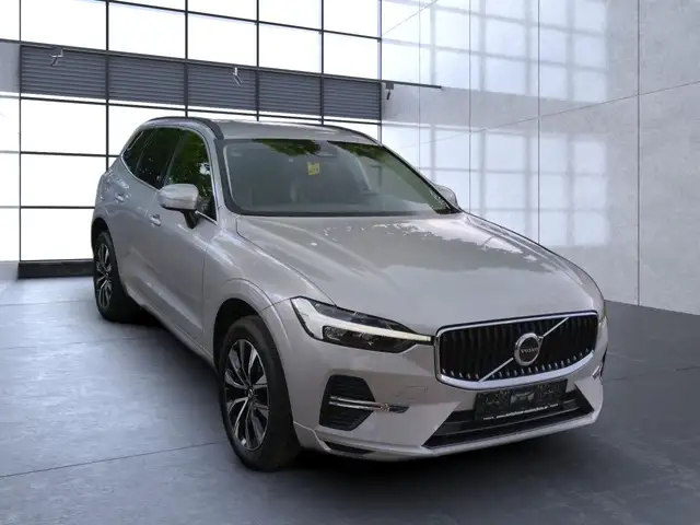 Volvo XC60 view 8