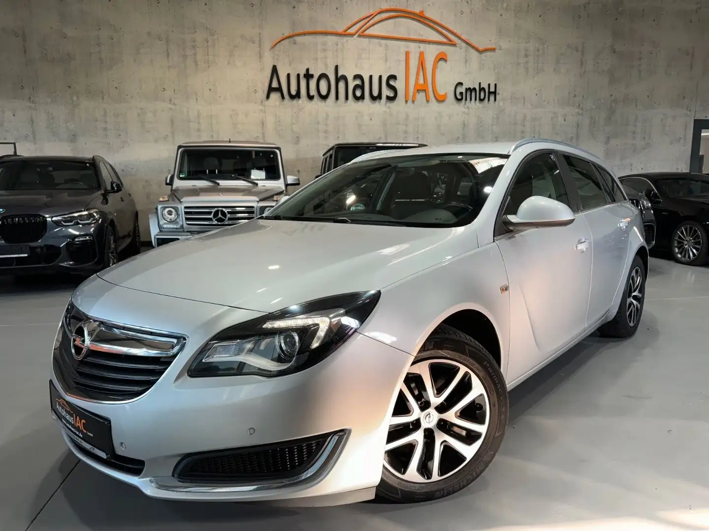 Opel Insignia A Sports Business Edition/LED/NAVI/AHK Silber - 1