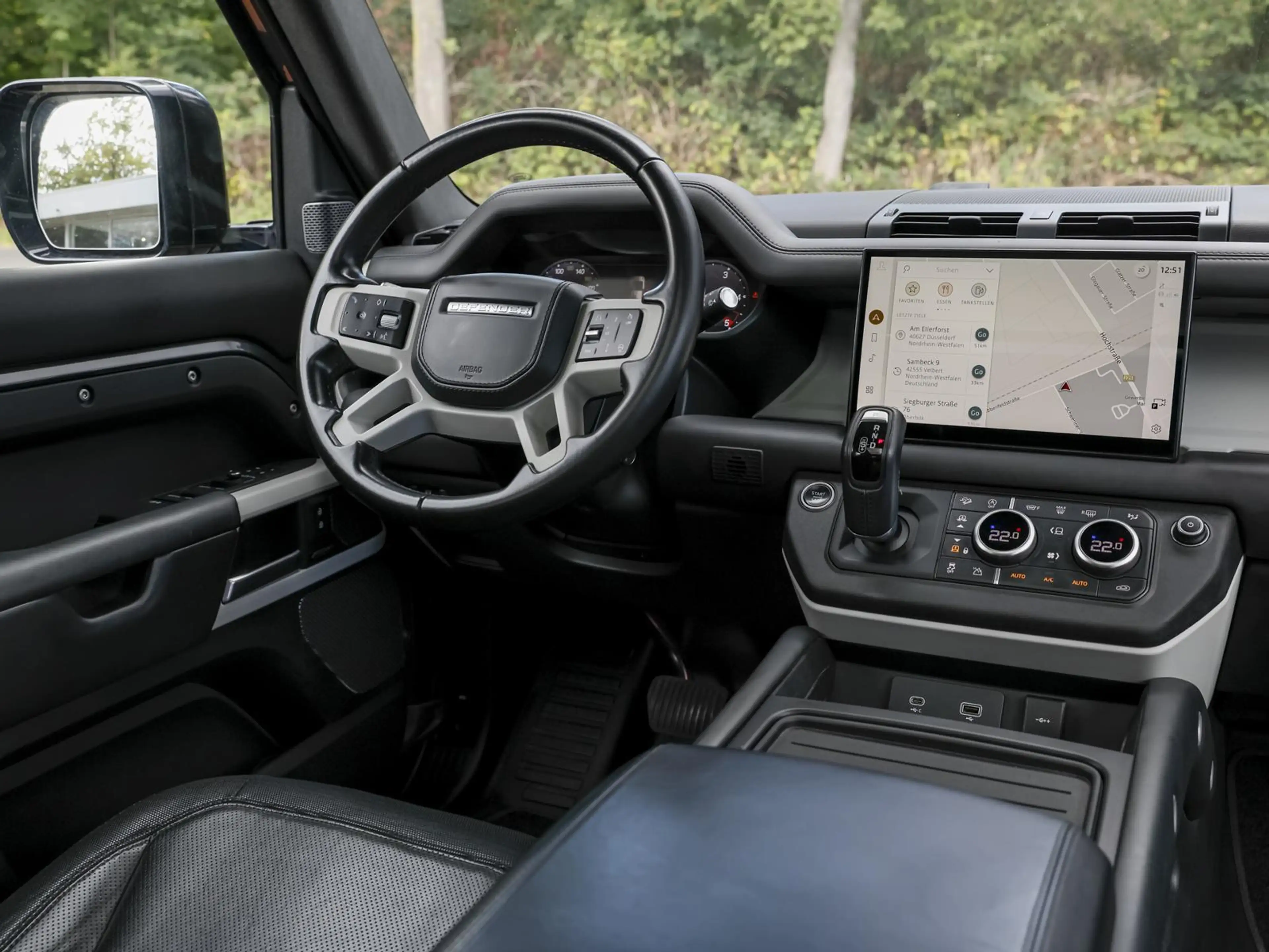 Land Rover Defender D300 110 X-DYNAMIC HSE ACC STANDHEIZUNG — photo 10