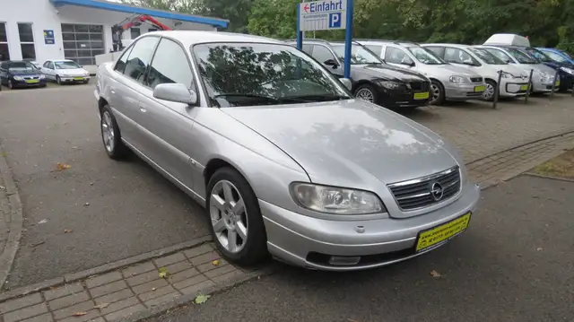 Opel Omega Omega 2.2 16 V Edition