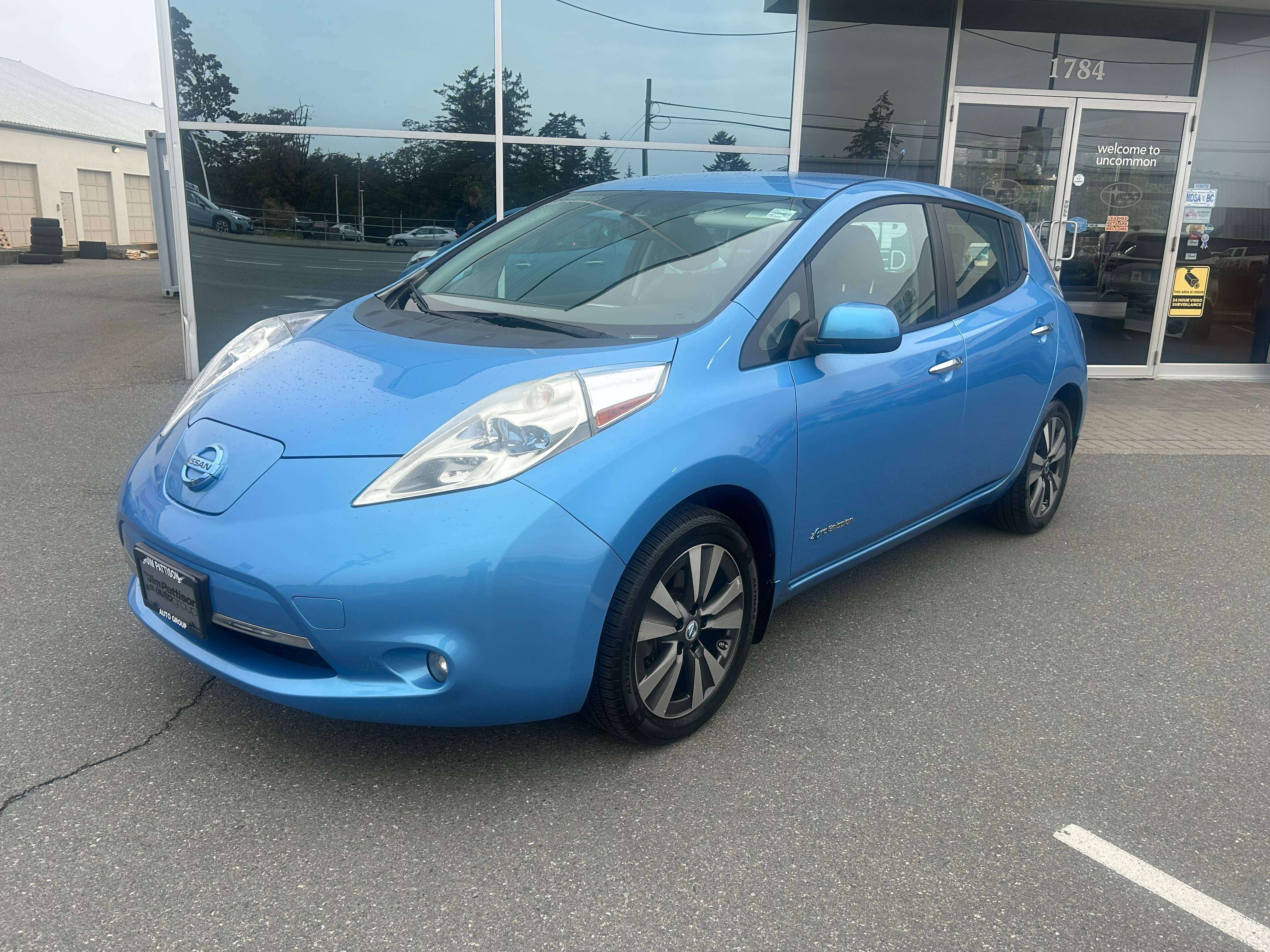 2014 Nissan Leaf Hatchback