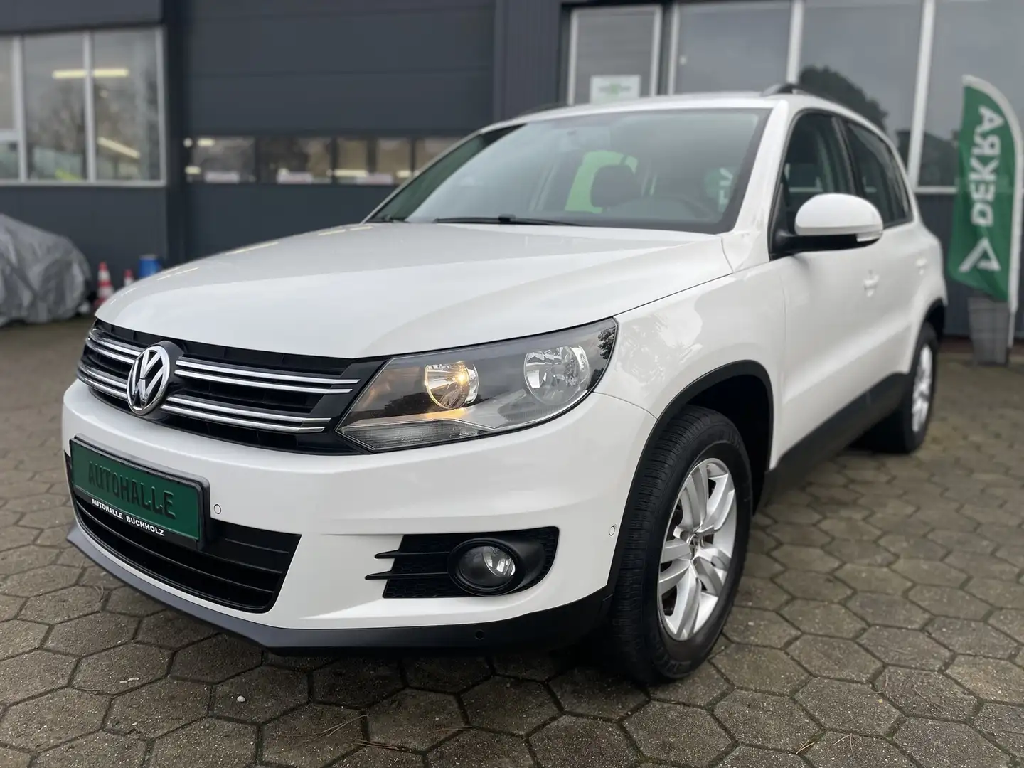 Volkswagen Tiguan Trend & Fun BMT~Trend &amp; Fun BlueMotion Technol Blanco - 1