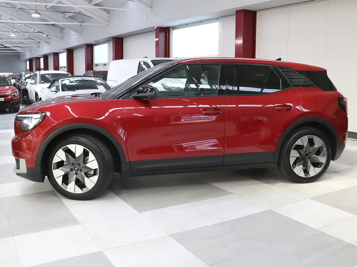 Ford Explorer RWD Rango Extendido Premium 77kWh Rojo - 2
