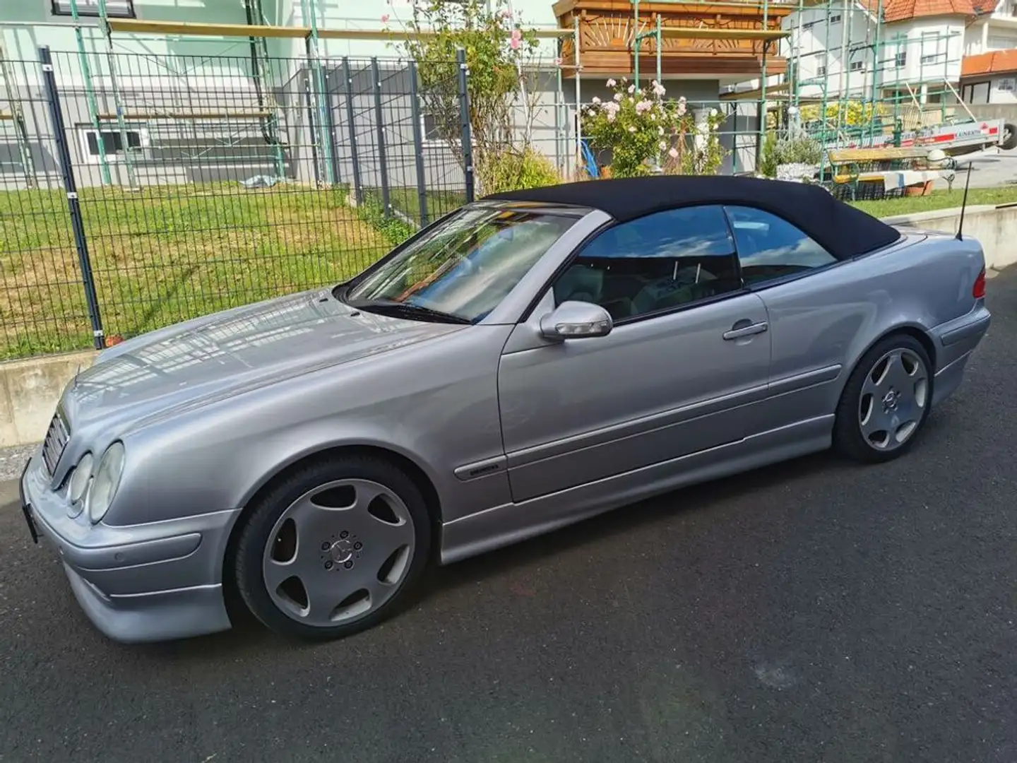 Mercedes-Benz 320 (208.465) Gümüş rengi - 1