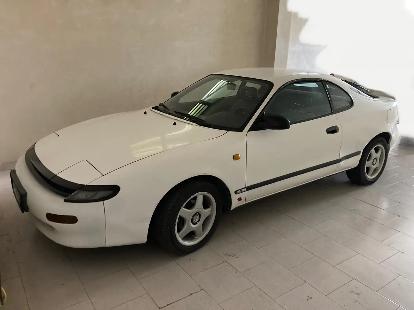 Toyota Celica 2p 1.6i 16v ST cat. White - 1