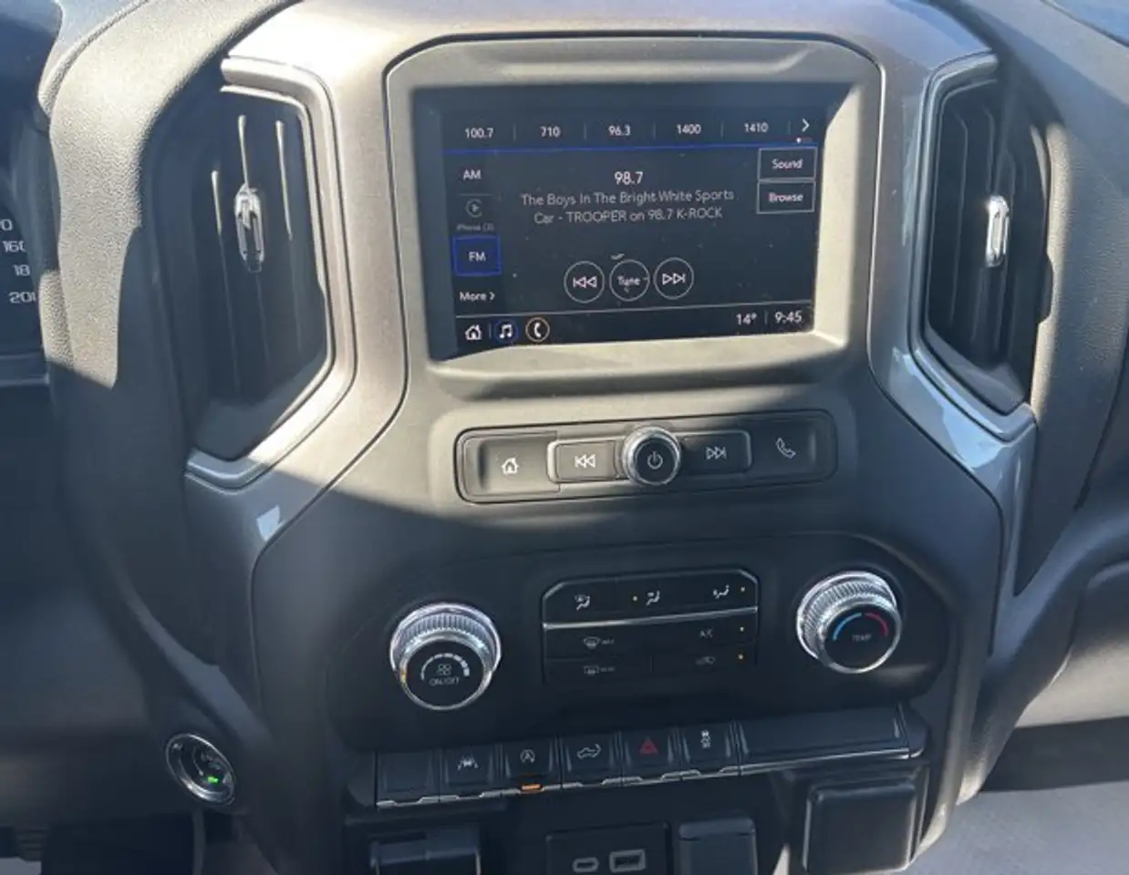 GMC Sierra 1500 снимка GMC Sierra 1500