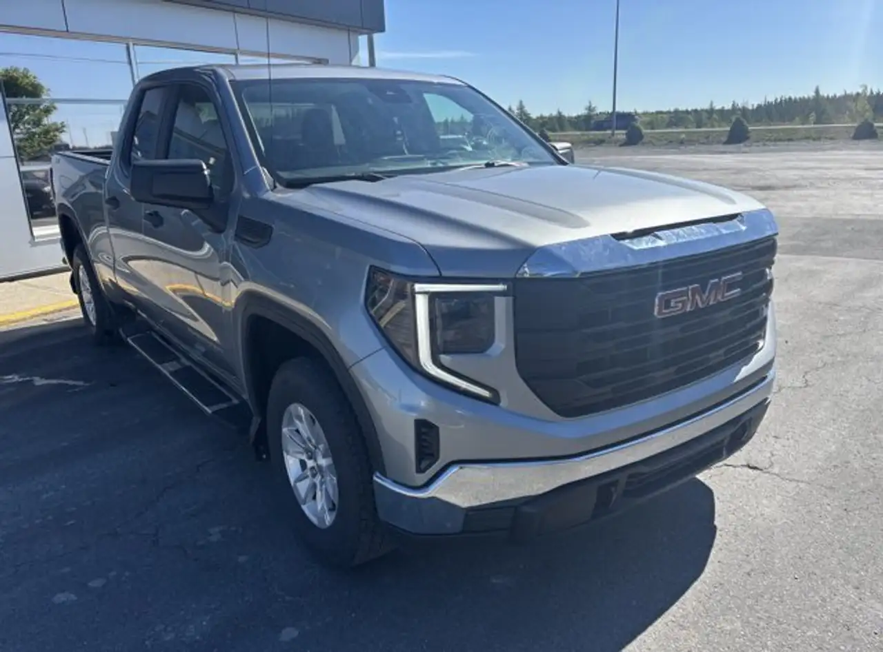 GMC Sierra 1500 снимка GMC Sierra 1500