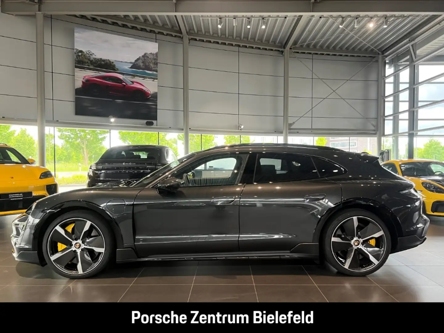 Porsche Taycan Turbo S Cross Turismo Burmester LED Grau - 2