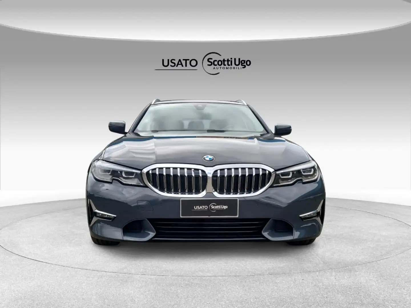 BMW 320 d Luxury auto - 2