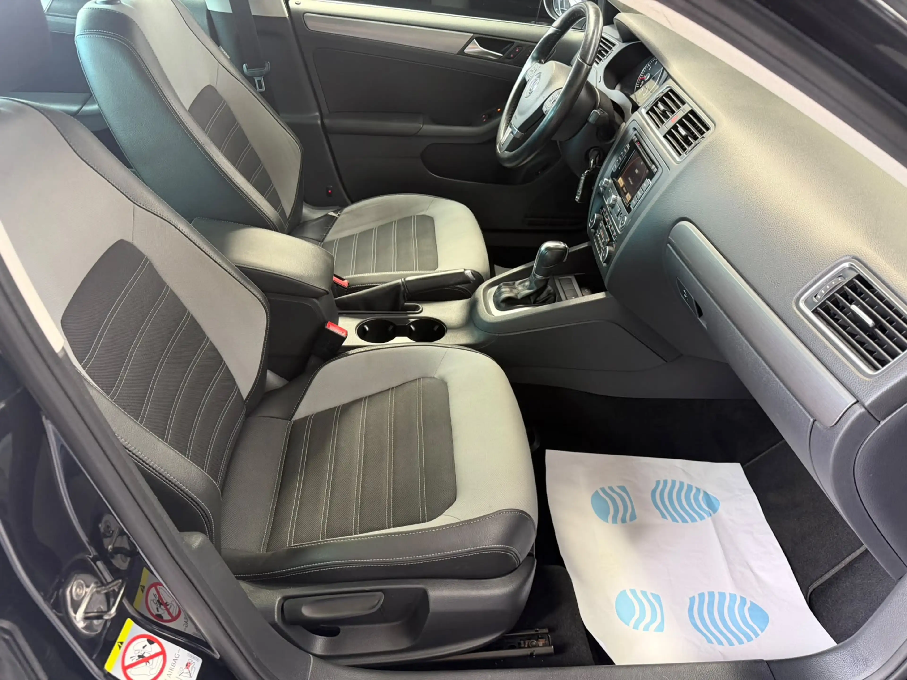 Volkswagen Jetta Jetta 1.4 TSI Essence Automatique Toit/cuir/garantie 12 Mois — photo 8