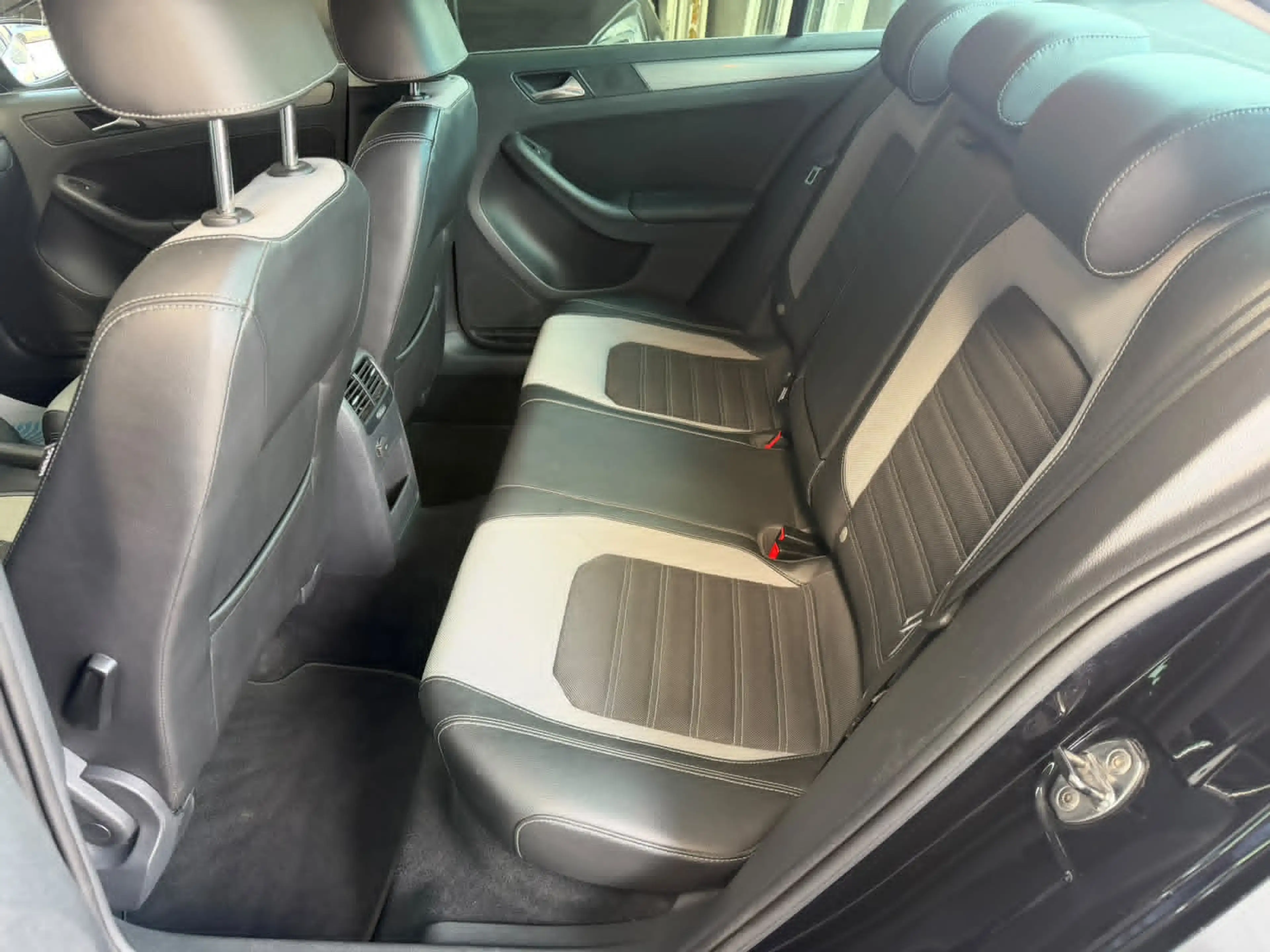 Volkswagen Jetta Jetta 1.4 TSI Essence Automatique Toit/cuir/garantie 12 Mois — photo 7