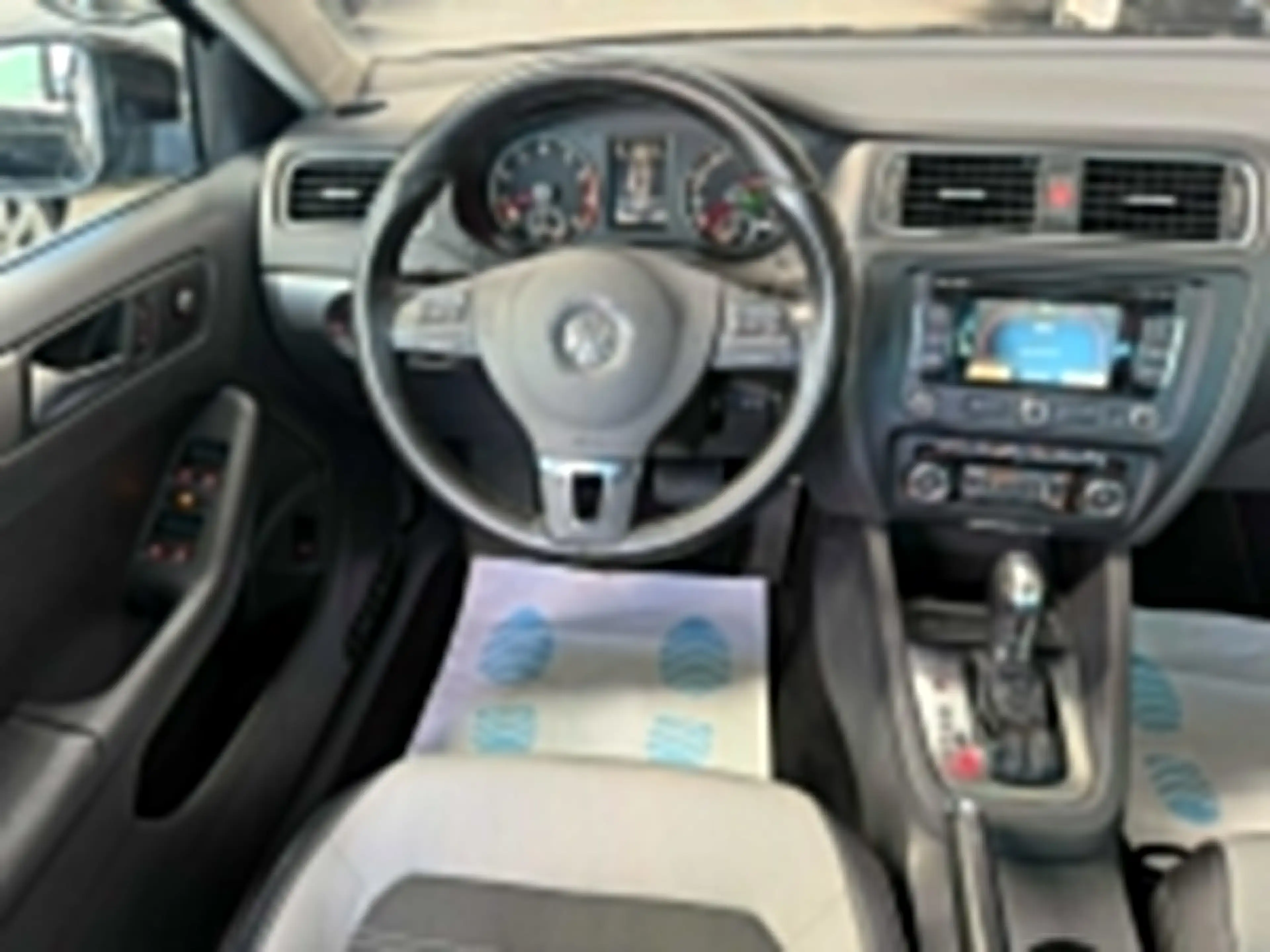 Volkswagen Jetta Jetta 1.4 TSI Essence Automatique Toit/cuir/garantie 12 Mois — photo 5