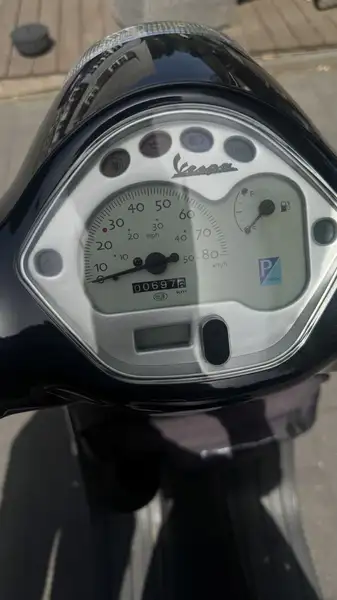 Vespa LX 50 - foto 6