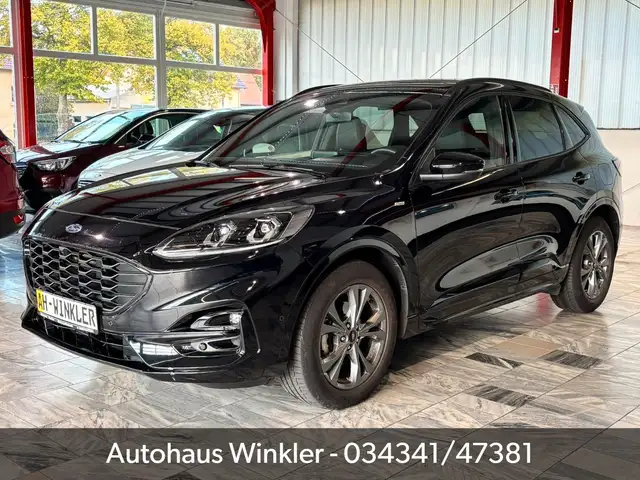 Ford Kuga ST Line X 4x4 ACC Kamera LED Pano