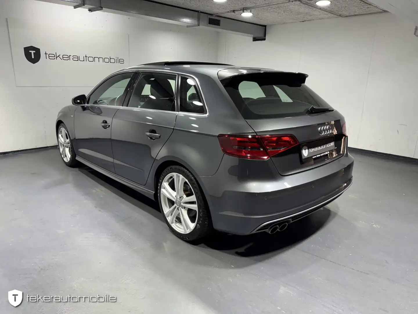 Audi A3 1.8 TFSI Sportback S line Sportpaket Gris - 2